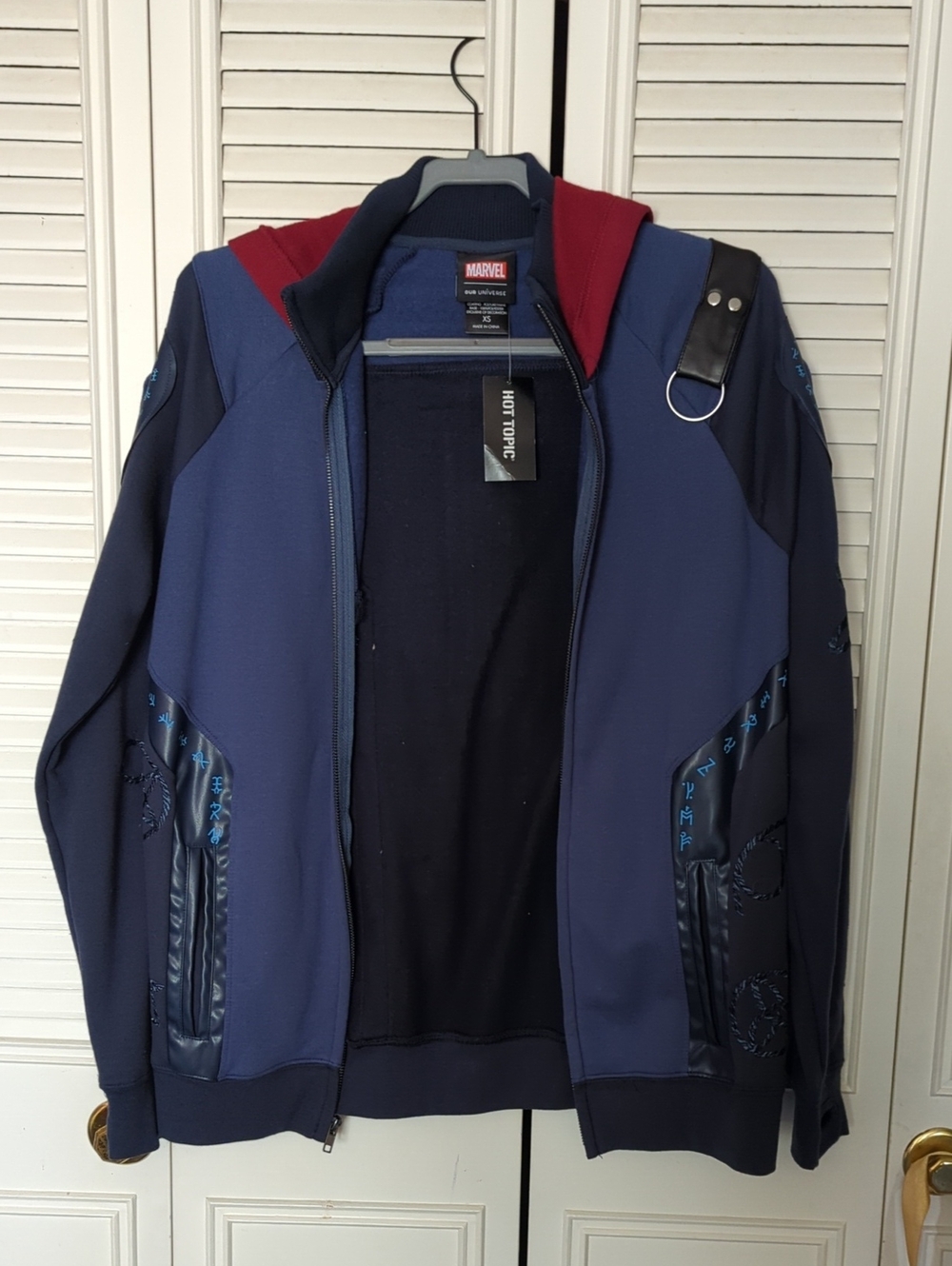 Marvel Men’s Navy & Red Zip-Up Hoodie Jacket by Hot Topic - Wiccan